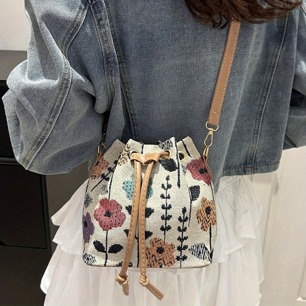 Elegant Ethnic Style Bucket Bag - Women's Handbag with Zipper Closure - Suitable for Travel and Work, Perfect for Casual Attire