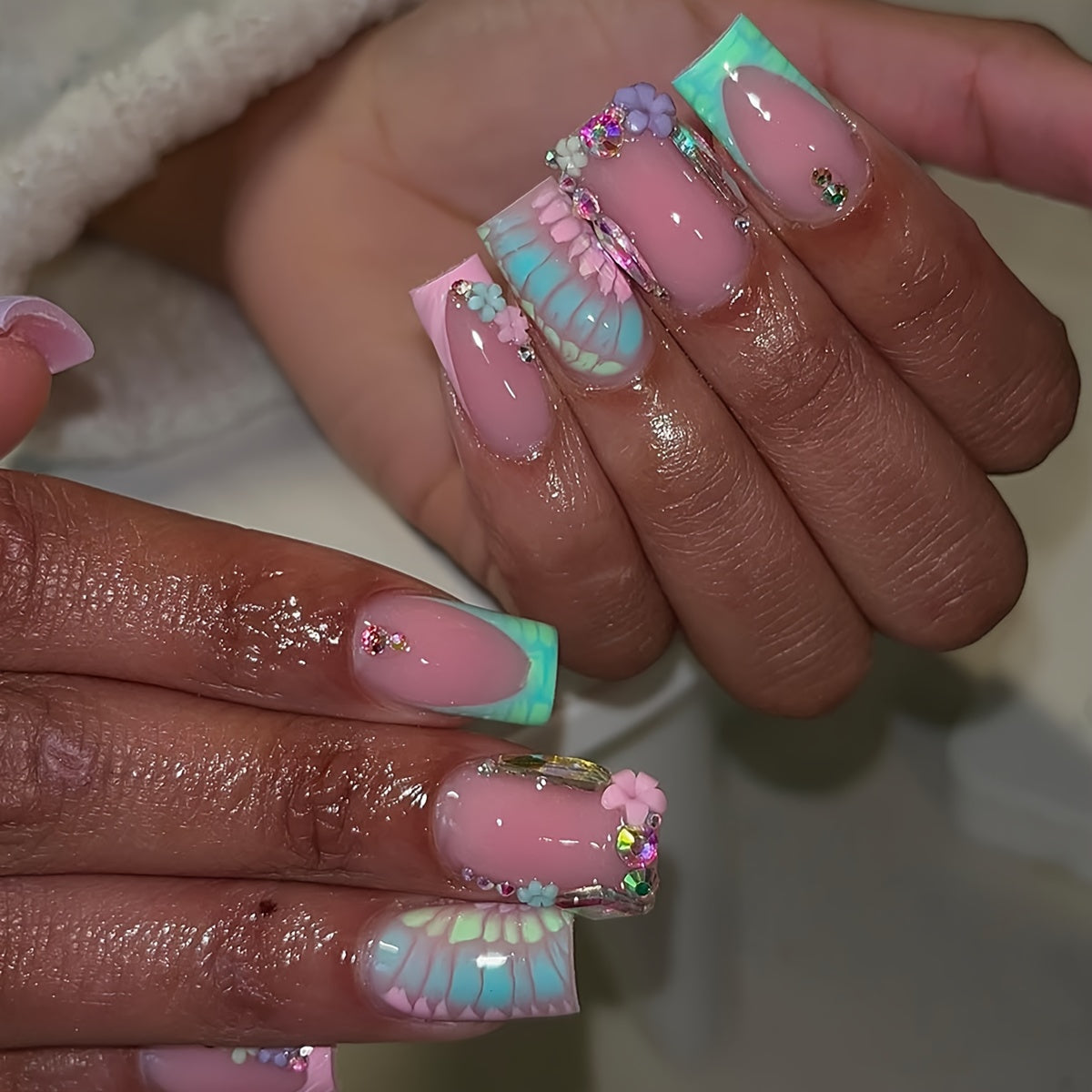 Phyna Collection Press-On