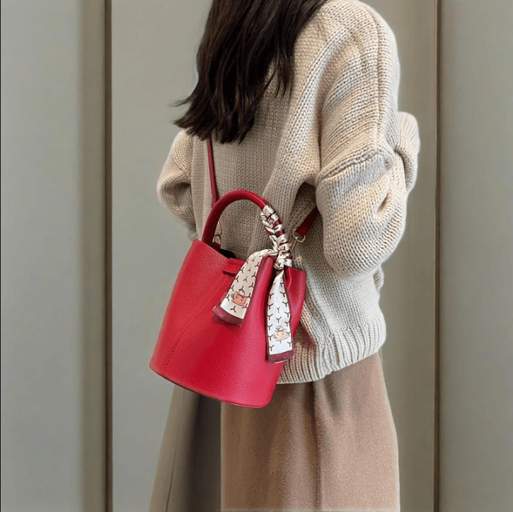 Designer Fashion Red Bucket Bag for Women, Spring/Summer, Solid Color, Magnetic Closure, Hand Wash, with Lining, Messenger Shoulder Bag