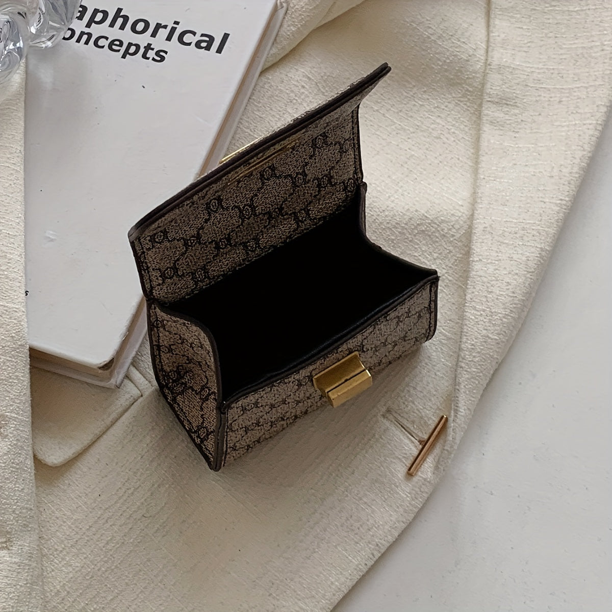 Rubini Handbag with Golden-Tone Turn-Lock Closure - Glossy Golden 'R' Logo & Chain-like Strap, Beige/Golden/Grey Shoulder Bag for Casual & Formal Events, Elegant Golden-Tone Hardware Purse (No Maintenance Required)