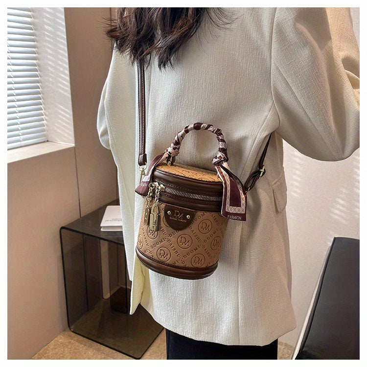 Chic Green Bucket Bag for Women - Stylish Crossbody with Golden-Tone Hardware, Zipper Closure, and Checkered Bow Accents - Perfect for Casual or Formal Outfits, Casual Accessory | Checkered Bow Accent | Zipper Closure Bag