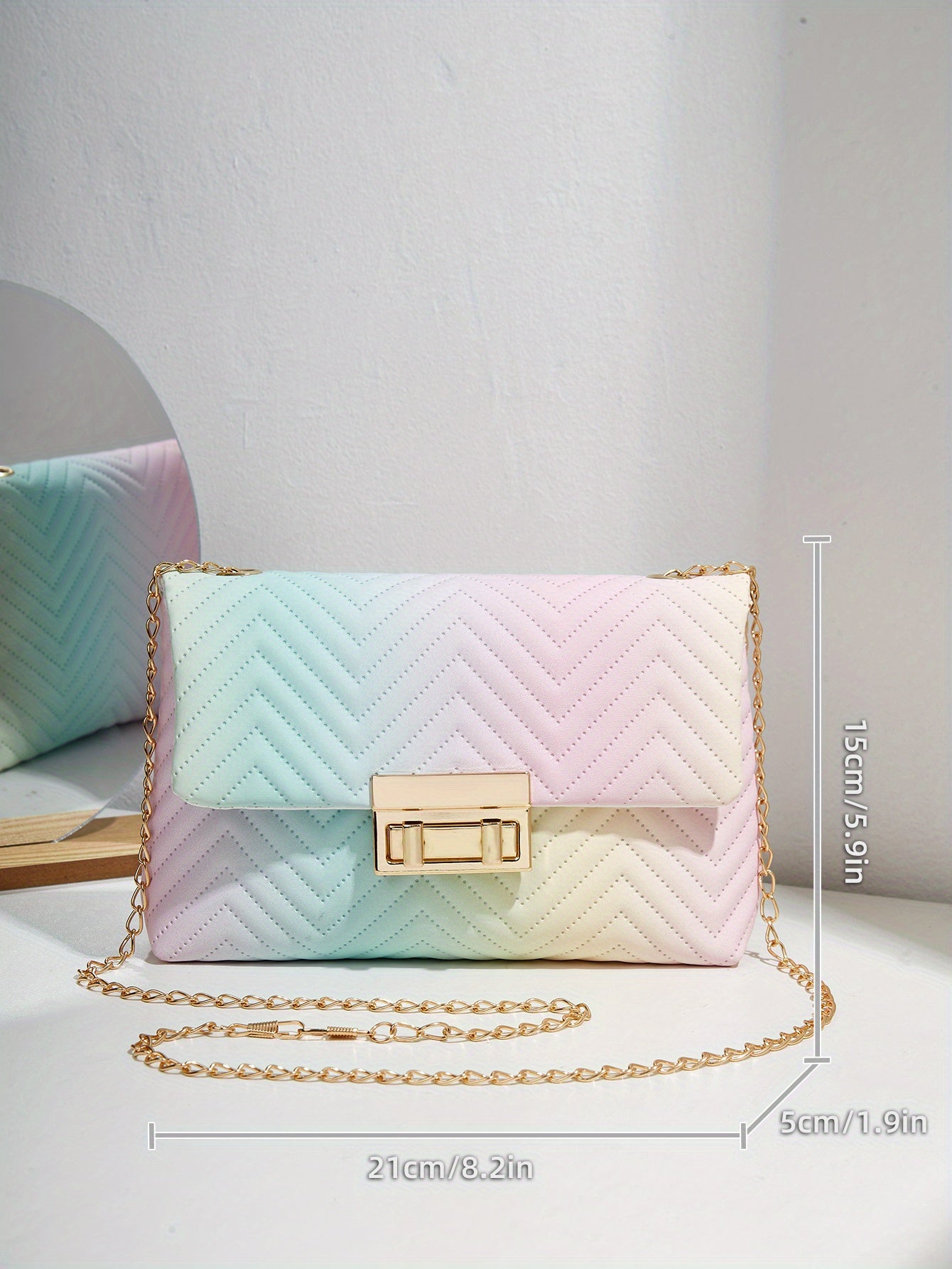 Ombre Wavy Quilted Crossbody Bag, Trendy Chain Shoulder Bag, Women's Turn Lock Flap Square Purses