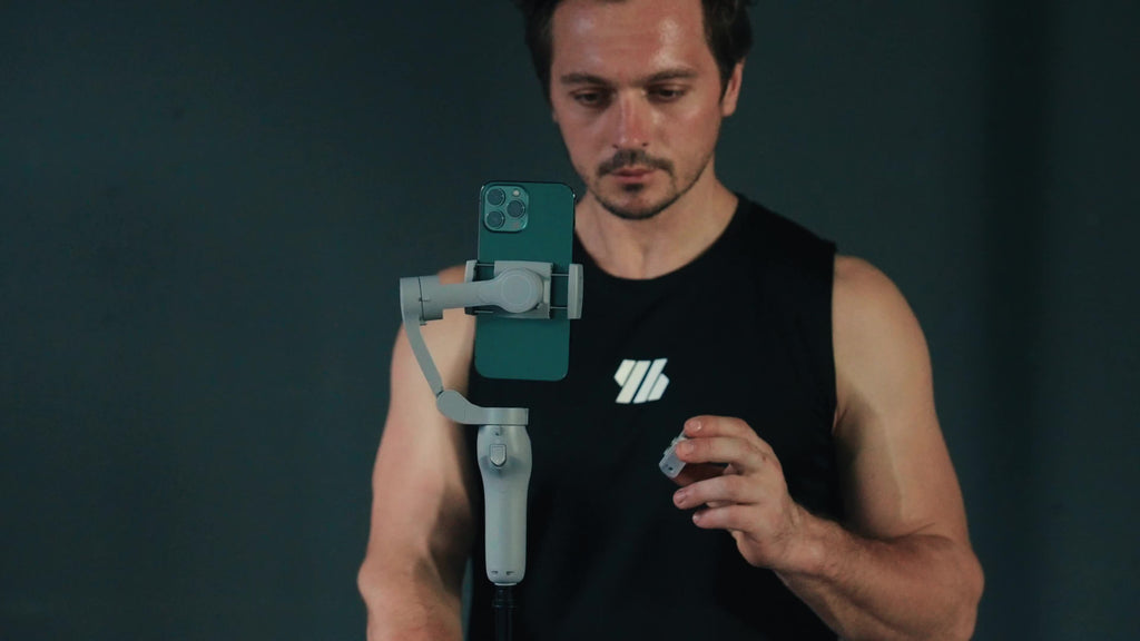 [Smartphone Gimbal Stabilizer] 3-Axis AI Tracking Smartphone Gimbal Stabilizer for Photography, Live Streaming, and Vlogging - Compact, Highprecision, Handheld, Sleek, Stable Performance