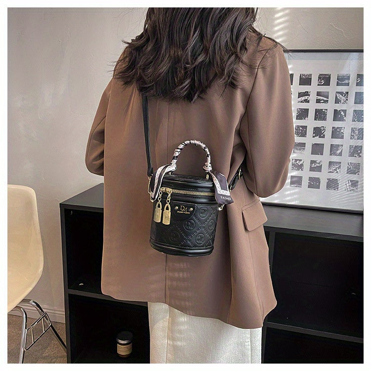 Chic Green Bucket Bag for Women - Stylish Crossbody with Golden-Tone Hardware, Zipper Closure, and Checkered Bow Accents - Perfect for Casual or Formal Outfits, Casual Accessory | Checkered Bow Accent | Zipper Closure Bag