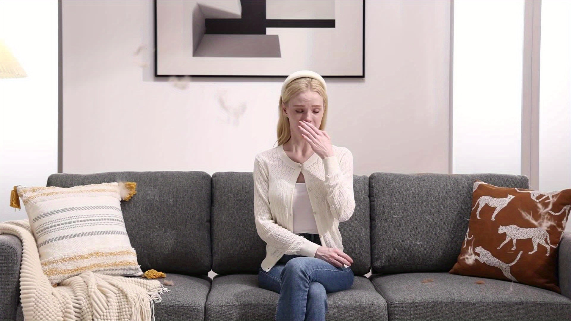 Pet Grooming Vacuum Kit 5 in 1, Vacuum Suction Strong Power 99% Pet Hair, Professional Clippers with 6 Guide Combs, Mulifunctional Grooming Tools for Dogs Cats and Other Animals