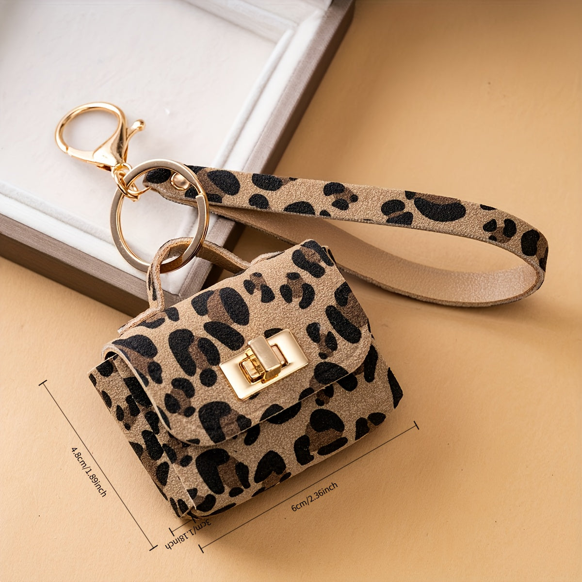 [Leopard Print Keychain] 1pc Leopard Print Keychain Wallet - Stylish Zinc Alloy Key Ring with Golden-Tone Clasp, Compact Coin Purse for Women, Perfect for Car Keys & Everyday Use, Everyday Accessory | Leopard Print Wallet | D
