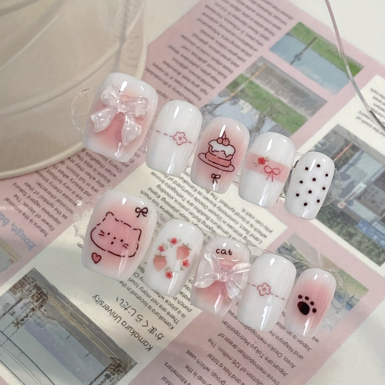 Super cute and cute style wearing nail bow pink cartoon strawberry cake cat footprint nail patch