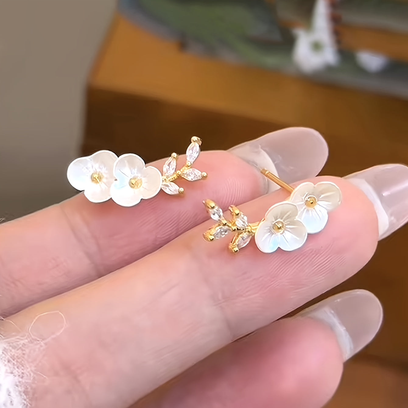 [NEW]A Pair of 2pcs, Camellia Earrings, High-Quality Jewelry, Upgraded Temperament Earrings, High-End Decorative Earrings, Suitable for Daily Wear, Wedding Season Accessories, Suitable for Gifts for Girlfriends, Classmates An