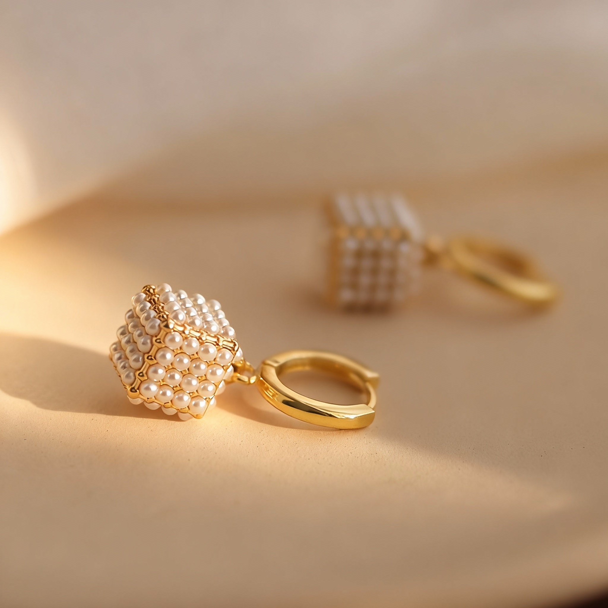 [Valentine's Day Gift] Pair of Elegant Golden-Tone Cubic & Imitation Pearl Earrings - KC Golden-Plated Dangle Jewelry for Women, Valentine's Day Gift, Everyday & Party Accessories, Year-Round Luxury Fashion Jewelry, Sophistic