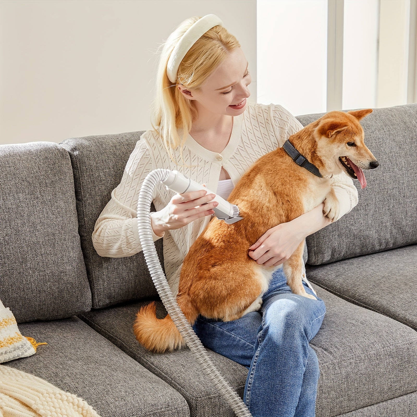 Pet Grooming Vacuum Kit 5 in 1, Vacuum Suction Strong Power 99% Pet Hair, Professional Clippers with 6 Guide Combs, Mulifunctional Grooming Tools for Dogs Cats and Other Animals