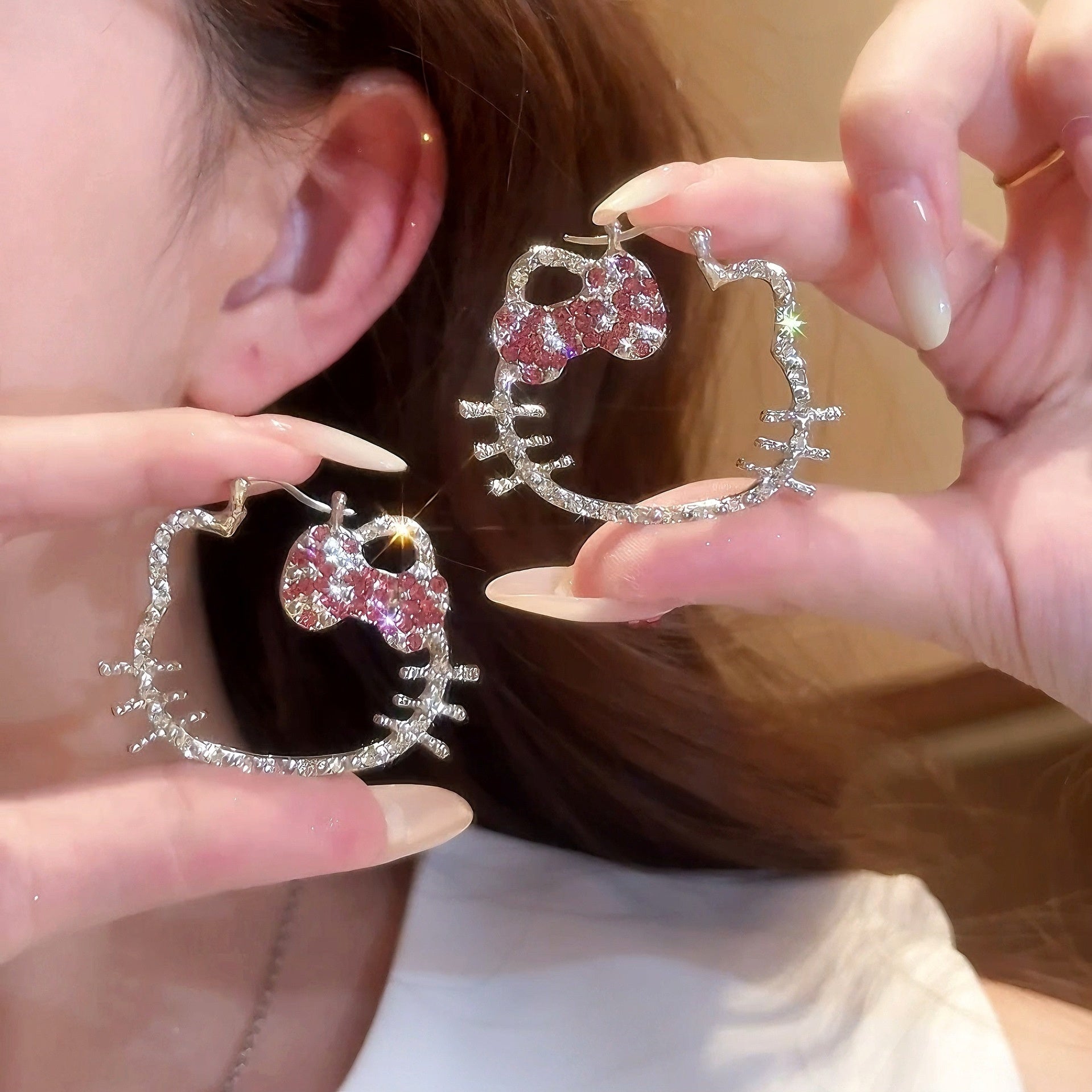 Official Sanrio Jewelry 1 Pair Fashion Sweet Vintage Kitty Cat Hoop Exaggerated Earrings, Cute Earrings, New Versatile Exaggerated Earrings, Great Birthday Gift Choice, Ideal for Valentine's Day and Christmas Holiday Gifts, f