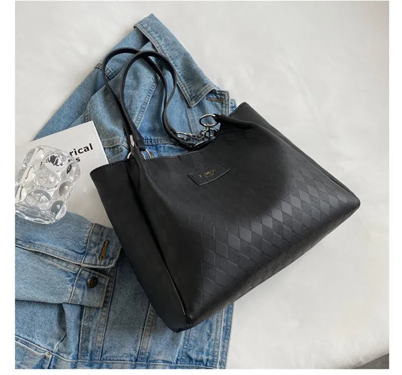 Ariel Perfect Luxury Handbag